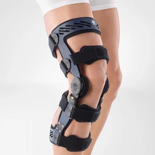 Bauerfeind - GenuTrain P3 Knee Brace